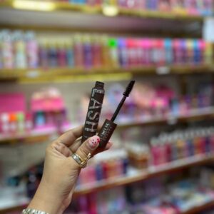 ریمل حجم دهنده قهوه ای رنگ ژولیوس