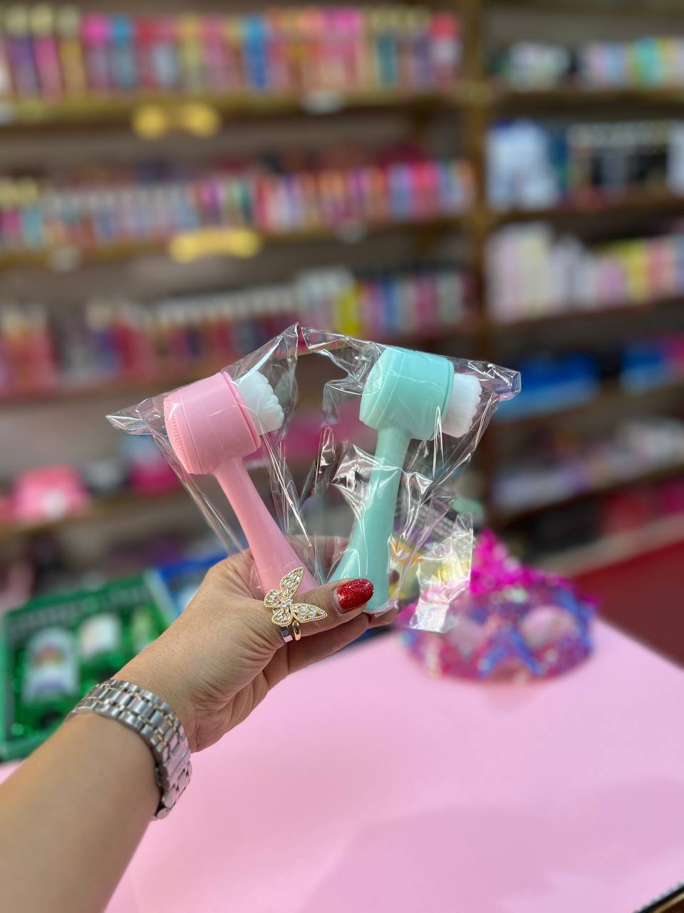 فیس براش دستی رنگ های نئون فیس براش دستی رنگ های نئون